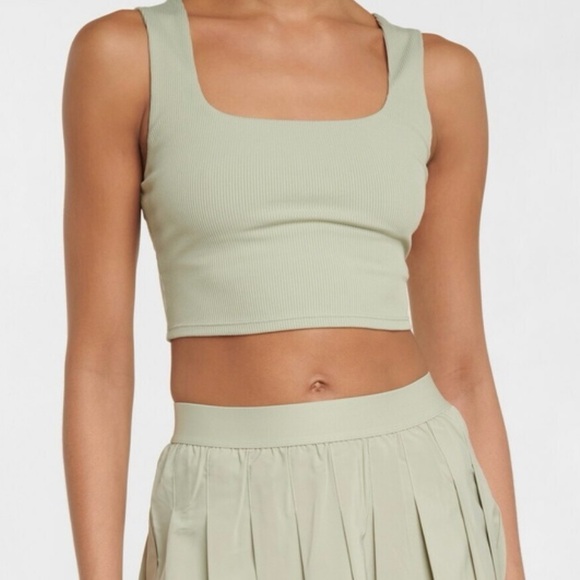 ALO Yoga Ribbed crop tank with built in Bra in light sage green. Size small - Picture 1 of 16